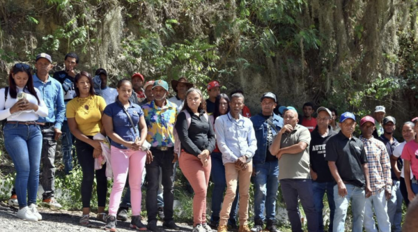 comunidad exige gobierno