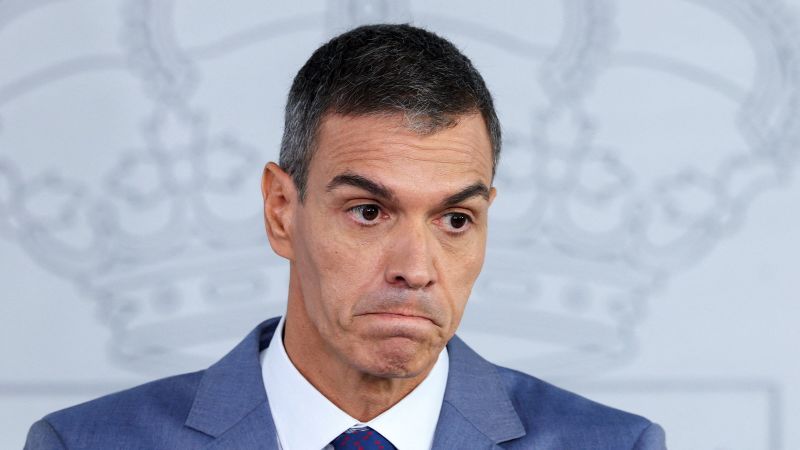 sánchez manda reales